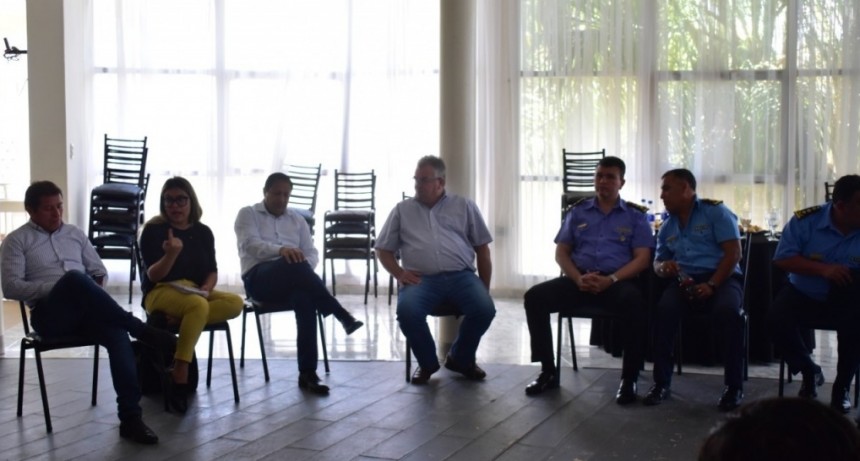 LA PROVINCIA AVANZA CON LOS MUNICIPIOS EN LA MEDIACI&Oacute;N SOCIAL Y COMUNITARIA PARA LA RESOLUCI&Oacute;N DE CONFLICTOS SOCIALES