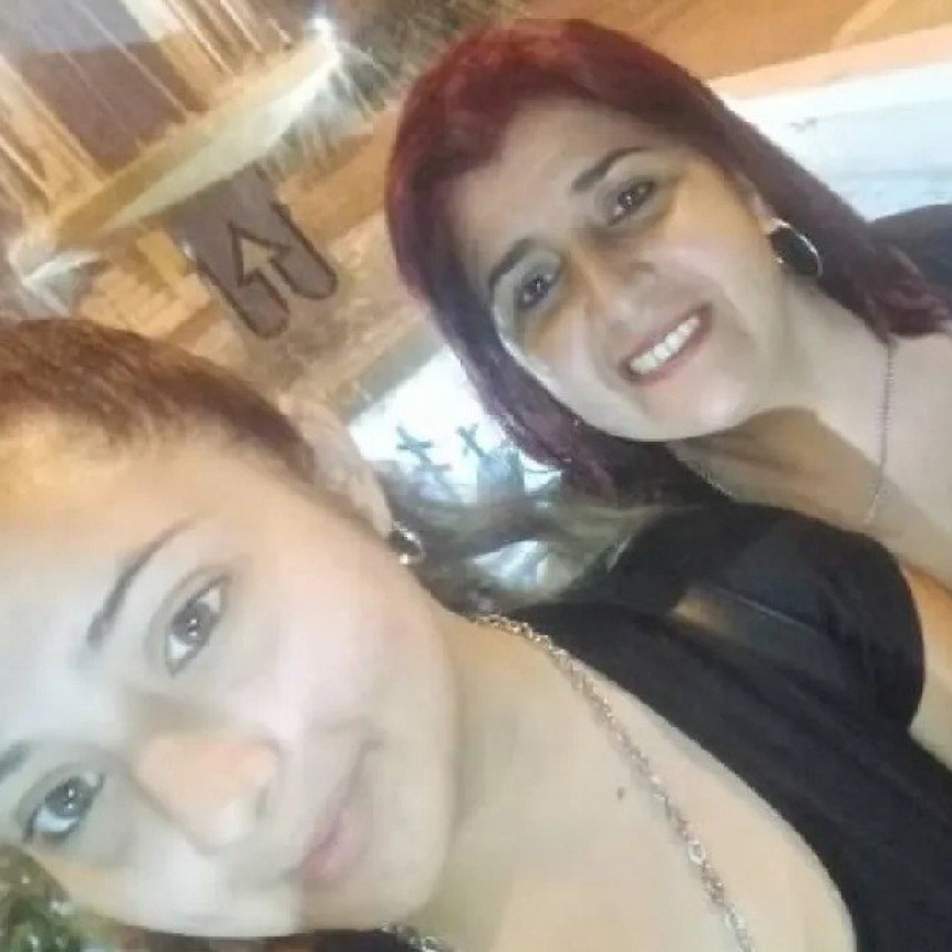 RESISTENCIA: Asesinaron a pu&ntilde;aladas a una mujer, detuvieron a su hija de 19 y buscan a su pareja