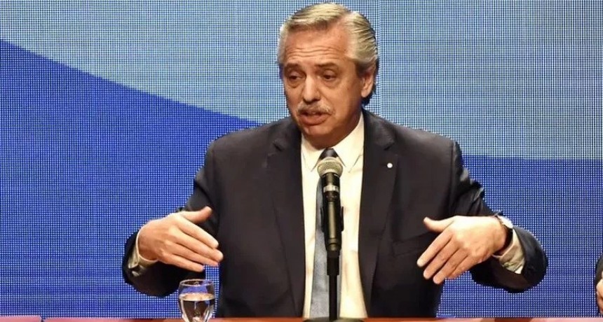 Alberto Fern&aacute;ndez confirm&oacute; que el Gobierno analiza un bono de fin de a&ntilde;o