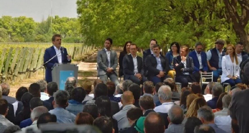 Por la Crisis Clim&aacute;tica, Massa Anunci&oacute; la Creaci&oacute;n de un Nuevo D&oacute;lar para las Econom&iacute;as Regionales