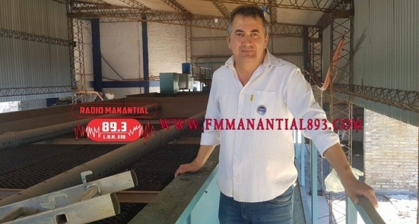 VILLA &Aacute;NGELA: Julio B&eacute;nitez explic&oacute; que la Falta de Agua se Debe al Aumento de la Demanda y Altas Temperaturas, No Porque se Haya Cortado el Servicio en los Barrios