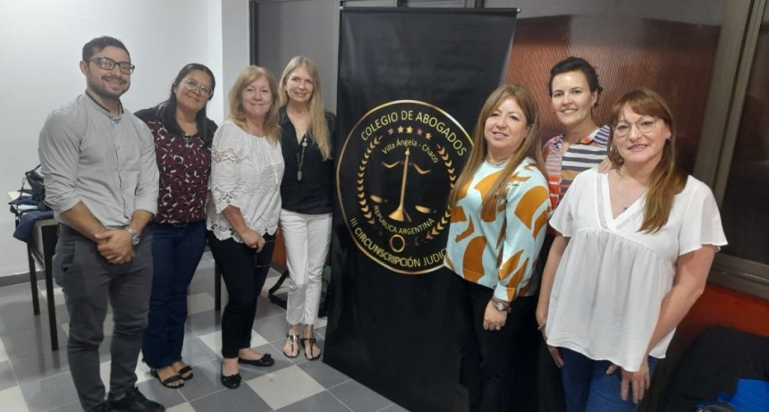 Villa &Aacute;ngela: EL COLEGIO DE ABOGADOS DE LA III CIRC. JUDICIAL VOT&Oacute; PARA RESOLVER A QUIEN APOYAR&Aacute;N AL CARGO DE JUEZ EN C&Aacute;MARA DEL CRIMEN | EL APOYO SER&Aacute; PARA LA DRA. MARIELA CONTRERAS