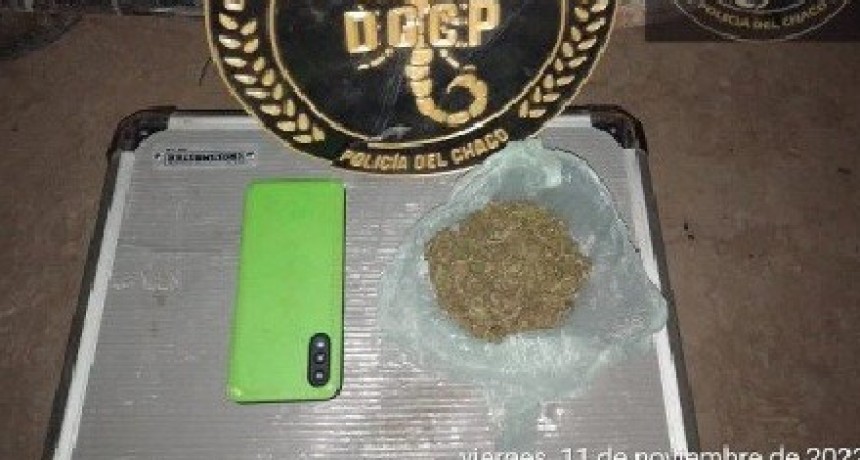 VILLA ANGELA: DIVISI&Oacute;N DROGAS SECUESTRAN MARIHUANA Y DETIENEN A DOS J&Oacute;VENES
