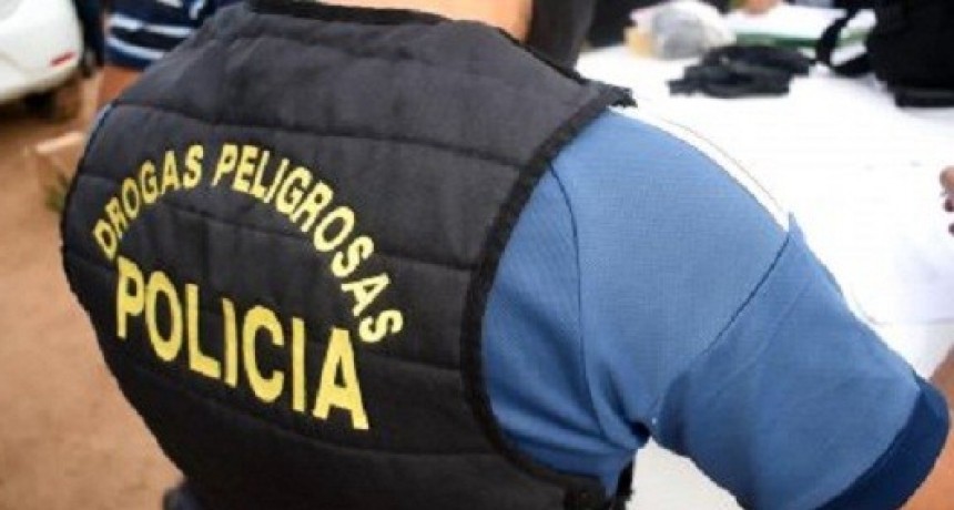 CONSUMOS PROBLEM&Aacute;TICOS: EN UNA SEMANA INCAUTARON CASI 6 KILOS DE MARIHUANA Y MAS DE UN KILO DE COCAINA