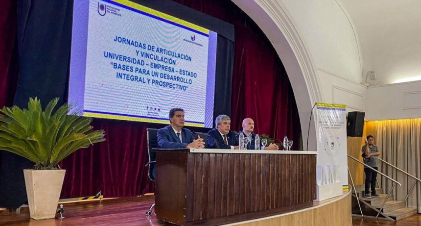 CAPITANICH: &ldquo;NECESITAMOS QUE LAS UNIVERSIDADES SE INVOLUCREN ACTIVAMENTE EN LAS POL&Iacute;TICAS PARA EL DESARROLLO&rdquo;