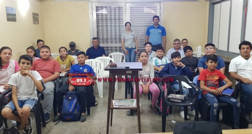Villa &Aacute;ngela: INTA | ACTO CIERRE DEL CURSO DE J&Oacute;VENES PROMOTORES DEL PROGRAMA PRO HUERTA | &ldquo;sembramos hoy, Futuro para cuando ellos tengan la mayor&iacute;a de edad, puedan ser ese nexo en la comunidad, y el programa Pro Huerta&rdquo;