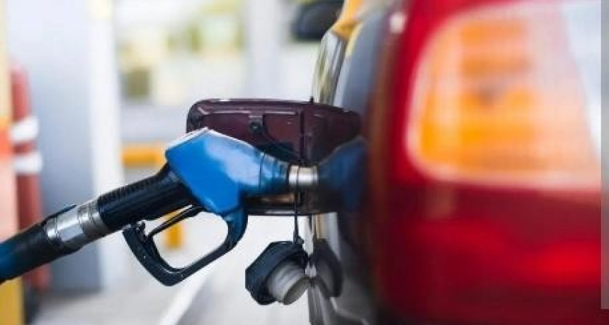 EL GOBIERNO ANUNCI&Oacute; EL CONGELAMIENTO DE LOS IMPUESTOS QUE IMPACTAN EN EL PRECIO DE LOS COMBUSTIBLES