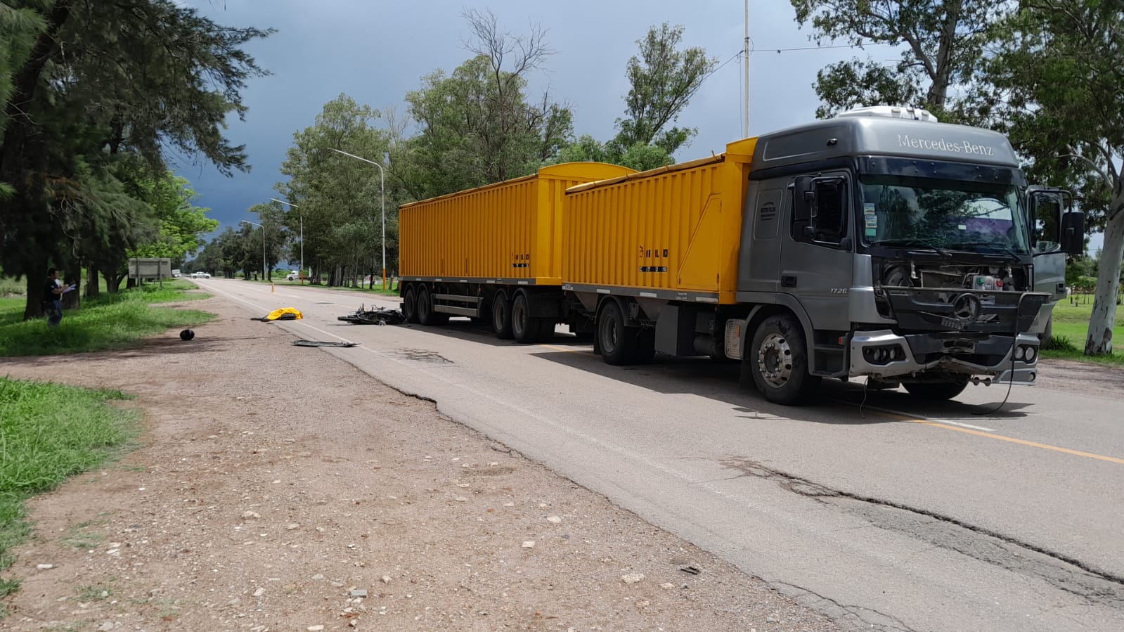 UN MOTOCICLISTA VILLANGELENSE FALLECIO EN UN CHOQUE CON UN CAMION