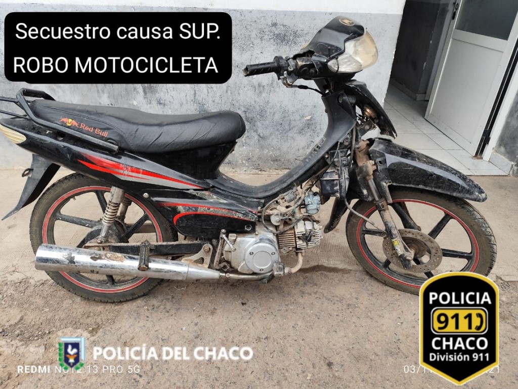 Villa Ángela: UN CIUDADANO RECUPERÓ SU MOTO QUE DEJÓ ESTACIONADA FRENTE AL BOLICHE PARA HACER EJERCICIOS