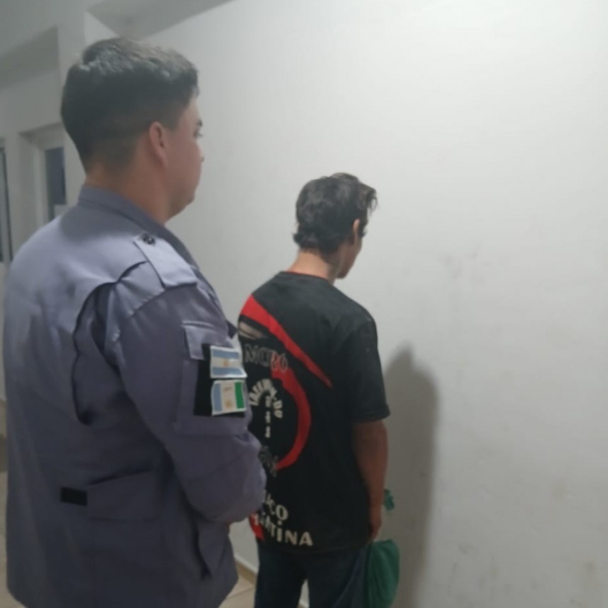 Villa &Aacute;ngela: DESCONOCIDOS INGRESARON A LA UEGP N&ordm;23 Y PROVOCARON DA&Ntilde;OS EN EL ESTABLECIMIENTO