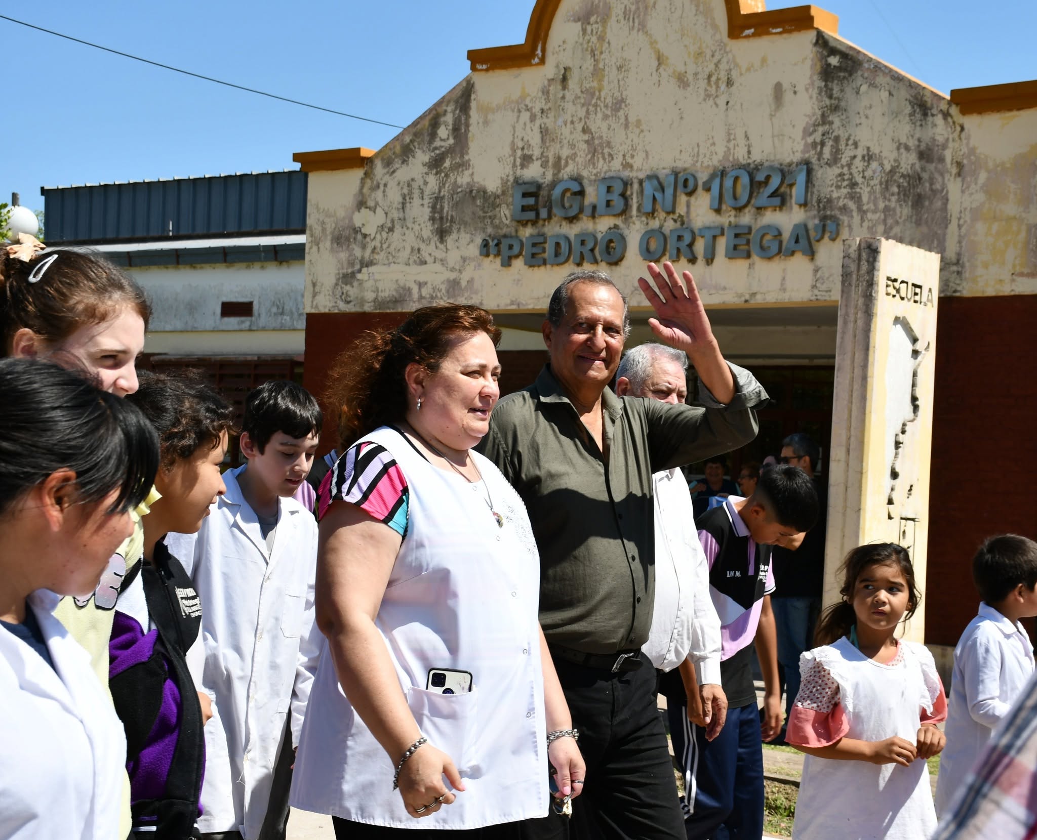 INAUGURACIÓN DE PAVIMENTO EN CALLE MAIPÚ: EL INTENDENTE PAPP DESTACÓ EL COMPROMISO DE LA GESTIÓN EN TIEMPOS DE CRISIS