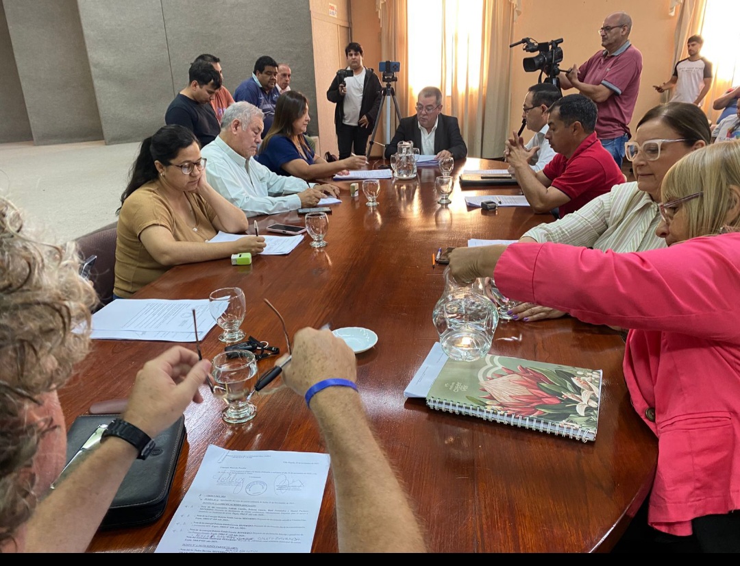 Buyatti: “El Concejo cumplió proporcionando la herramienta legal para avanzar con los Carnavales 2026”