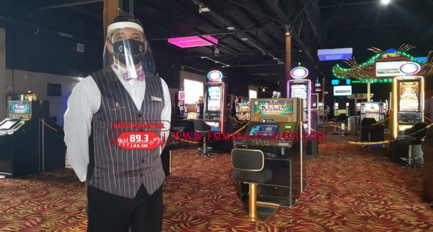 ABRE SUS PUERTAS EL CASINO PLATINUM DE VILLA &Aacute;NGELA BAJO ESTRICTOS PROTOCOLOS | &ldquo;Estamos muy contentos de volver a abrir despu&eacute;s de casi 9 meses, el protocolo es bastante amplio, pero no dif&iacute;cil&rdquo;