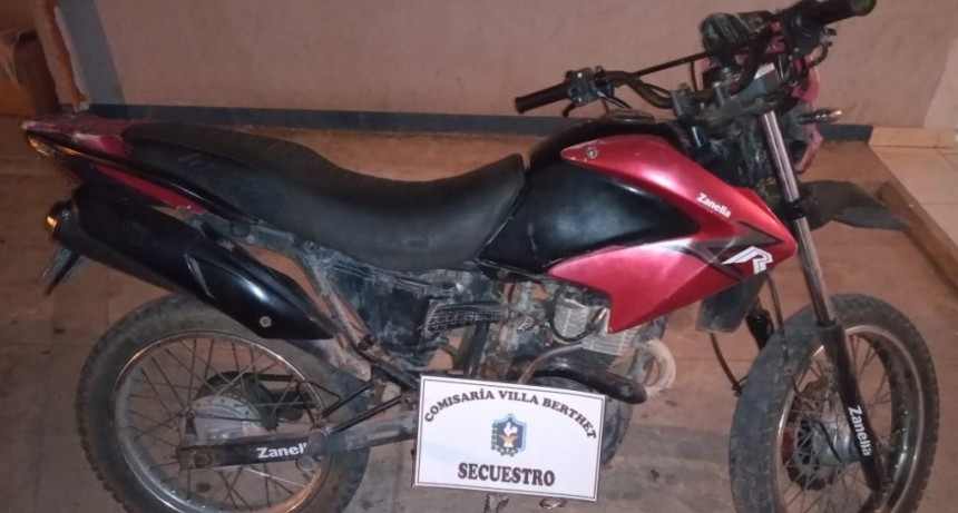 Villa &Aacute;ngela: MEDIANTE EL CONTROL VEHICULAR, RECUPERAN UNA MOTO CON PEDIDO DE SECUESTRO EN SAENZ PE&Ntilde;A