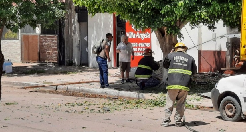 Villa &Aacute;ngela: INFORME DE LA DIVISI&Oacute;N DE BOMBEROS RESPECTO DE LA EXPLOSI&Oacute;N EN EL LOCAL DE VENTA DE MATAFUEGOS.