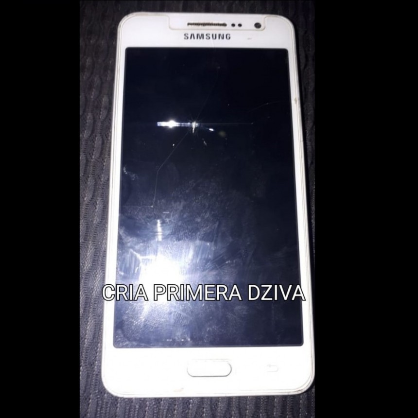 Villa &Aacute;ngela: ENTRARON A SU CASA POR EL VENTILUZ Y ROBARON SU CELULAR