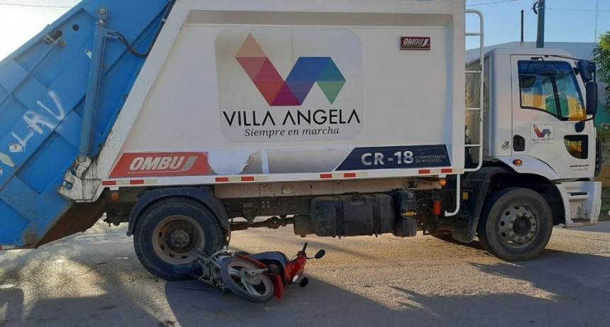 Villa &Aacute;ngela: ACCIDENTE DE TR&Aacute;NSITO ENTRE UN CAMI&Oacute;N RECOLECTOR DE RESIDUOS Y UNA MOTO
