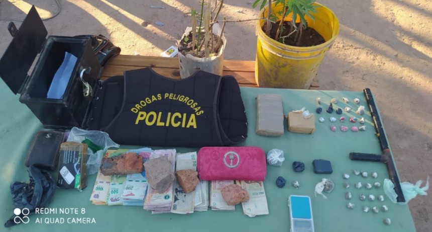 S&aacute;enz Pe&ntilde;a: DESBARATAN UN BUNKER DE VENTA DE DROGAS EN ALLANAMIENTO, SECUESTRAN DROGAS, DINERO Y DETIENEN AL PRINCIPAL INVESTIGADO