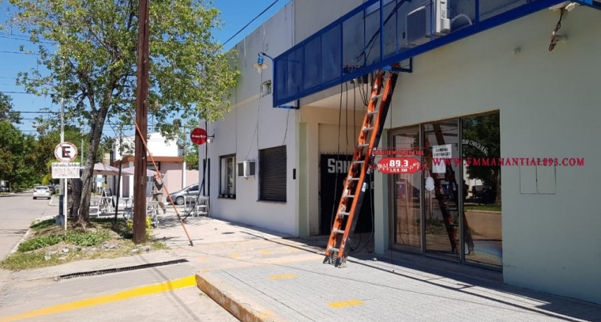 Villa &Aacute;ngela: UN INCONVENIENTE EL&Eacute;CTRICO PROVOC&Oacute; INCENDIO Y EXPLOSIONES EN LA LINEA DE BAJADA DEL SANATORIO SUR