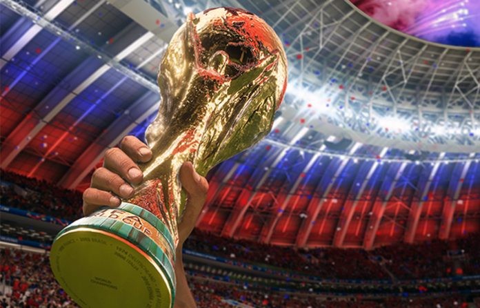 LA FIFA ORGANIZA UNA CUMBRE GLOBAL PARA DEBATIR EL PROYECTO DE LOS MUNDIALES CADA DOS AÑOS