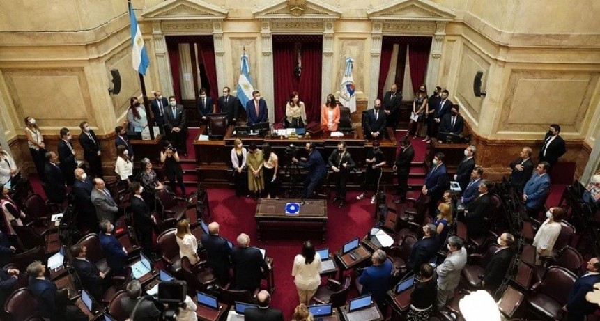JURARON LOS 24 SENADORES NACIONALES ELECTOS