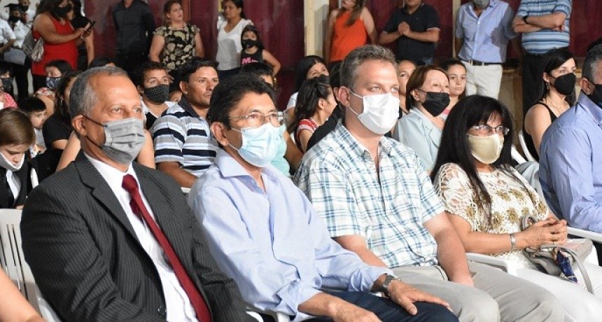Villa &Aacute;ngela: PAPP PARTICIP&Oacute; EN EL ACTO DE EGRESADOS DE LA E.E.S. N&deg; 14