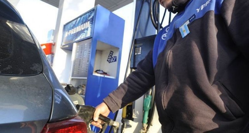 Amenazan con no vender combustible para las Fiestas