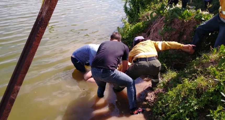 Villa Berthet: HALLAN MUERTA A UNA JOVEN DENUNCIADA COMO DESAPARECIDA FLOTANDO EN UNA REPRESA