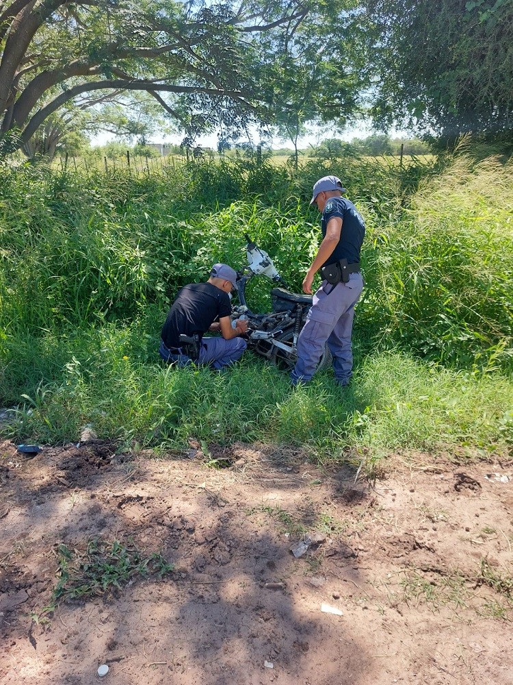 RECUPERAN EN VILLA ÁNGELA, UNA MOTOCICLETA SUSTRAÍDA EN SAN BERNARDO