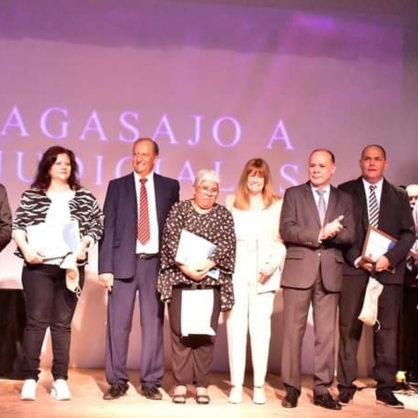 VILLA &Aacute;NGELA HOMENAJE&Oacute; A LOS EMPLEADOS DEL PODER JUDICIAL POR SU DEDICACI&Oacute;N Y TRAYECTORIA