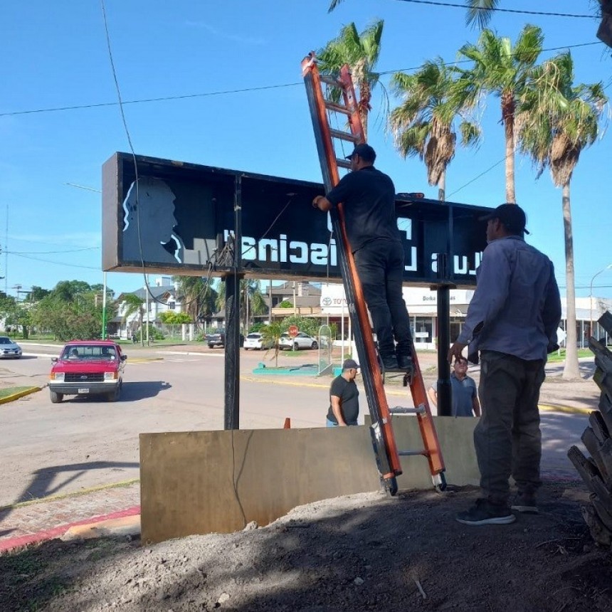 Villa &Aacute;ngela: INTERVENCI&Oacute;N MUNICIPAL EN LA RESTAURACI&Oacute;N DEL PASEO "LUIS LANDRISCINA"