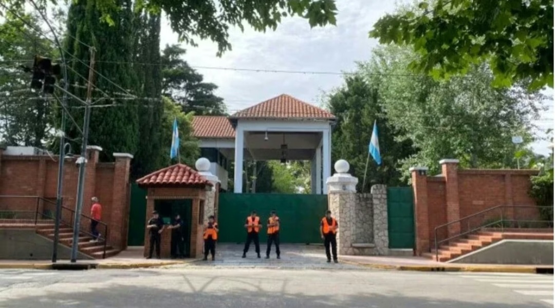 CONMOCIÓN EN LA QUINTA DE OLIVOS: ENCONTRARON MUERTO A UN SOLDADO QUE CUMPLÍA FUNCIONES DE SEGURIDAD EN EL PREDIO 