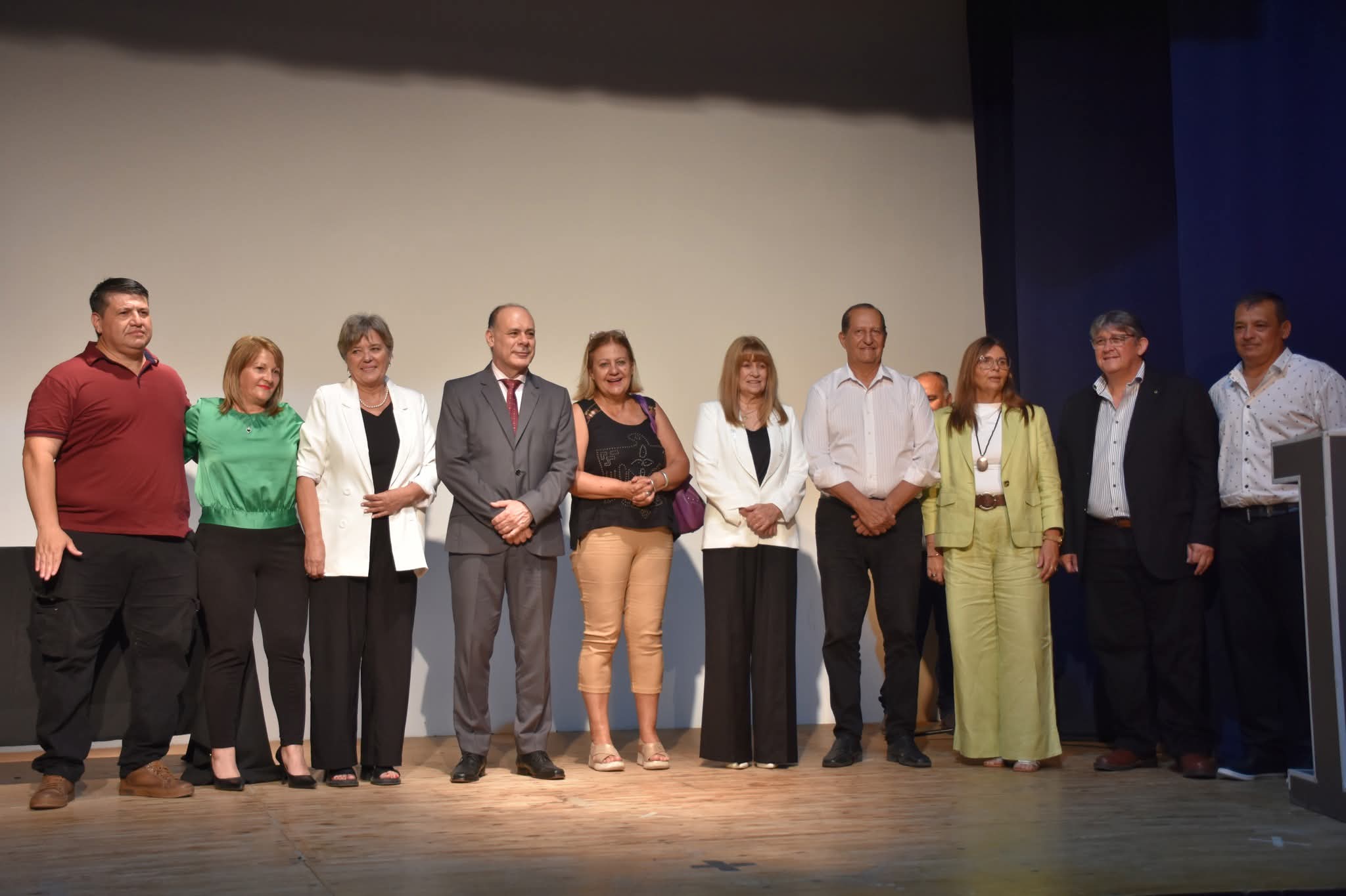 VILLA ÁNGELA: PAPP ACOMPAÑÓ EL AGASAJO MUNICIPAL A EMPLEADOS JUDICIALES EN LA CASA DE LA CULTURA